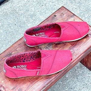 ❤️MAKE OFFER❤️Skechers BOBS slip on shoes❤️
